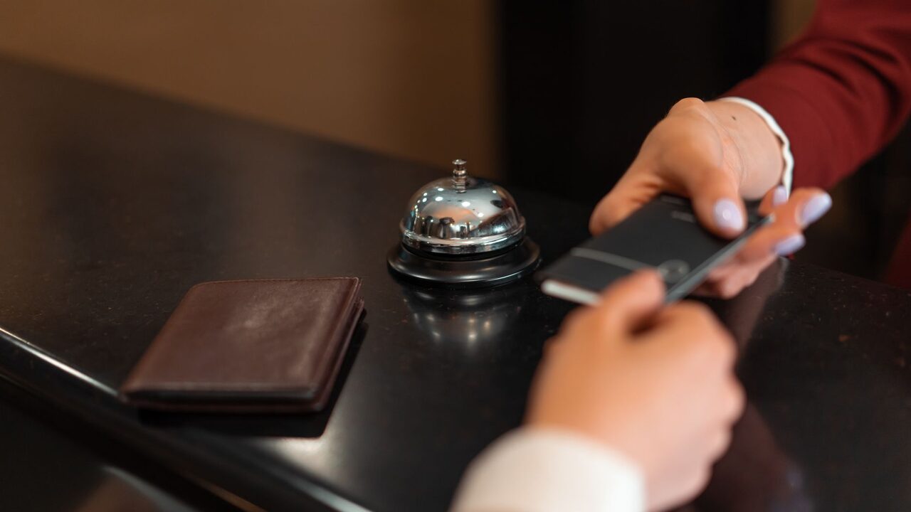 Tourism PPC Specialists: Booking Growth Strategies